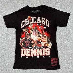 Dennis Rodman Chicago Bulls NBA Graphic T-Shirt S Black Hardwood Mitchell & Ness